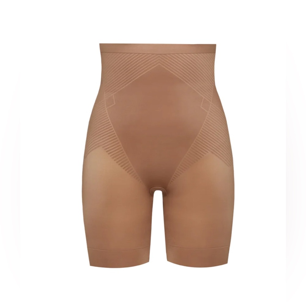 SPANX Invisible Shaping High-Waisted Mid-Thigh Short - S